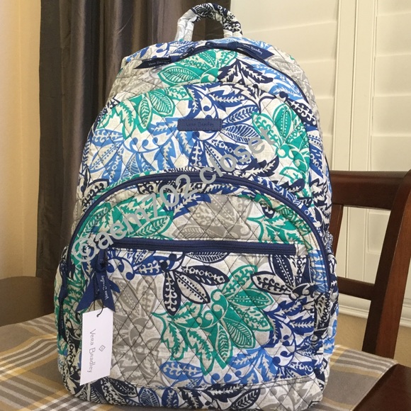 Vera Bradley Handbags - NWT VERA BRADLEY ESSENTIAL BACKPACK
